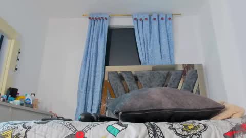 laura online show from 02/09/25, 09:47