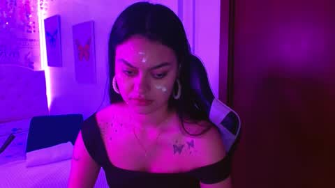 Sofia Tanaka online show from 09/11/25, 12:16