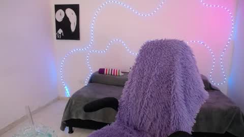 sofia_tgn online show from 04/18/26, 06:45