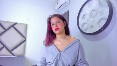 Sofa online show from 02/01/26, 01:31