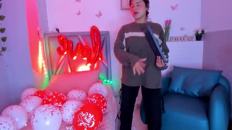 Sofa online show from 02/14/26, 12:02