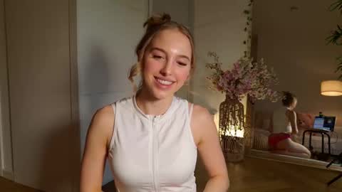 Sofia online show from 02/24/26, 04:05