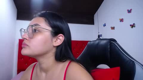 Sofia online show from 02/03/26, 10:53