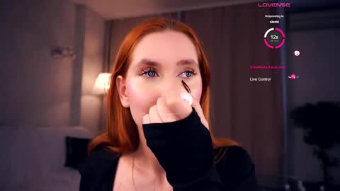 Snapshot of sofiabruno chatting on 02/19/25, 05:16 Hi My name is Sofia Welcome to my room Please thumbs up - its important online show from 02/19/25, 05:16