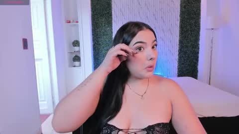 Sofia caramel online show from 11/24/25, 04:18