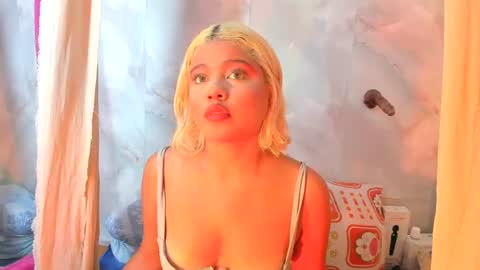sofiacastillo01 online show from 07/02/26, 02:01