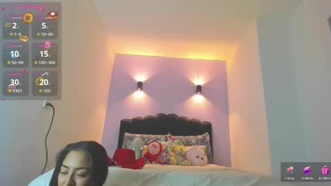 Snapshot of sofiaclaus_19 chatting on 10/29/25, 05:53 Sofia online show from 10/29/25, 05:53