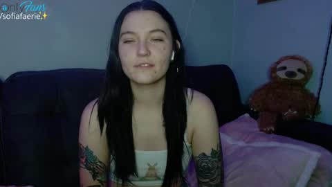Snapshot of sofiafaerie chatting on 12/15/24, 11:09 sofiafaerie online show from 12/15/24, 11:09