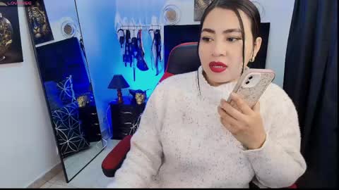 Snapshot of sofiaflores98 chatting on 05/26/26, 12:34 Sofia online show from 05/26/26, 12:34