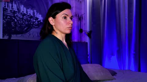 Sofia online show from 01/08/25, 02:35