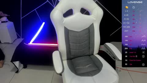 sofia online show from 12/13/24, 07:47