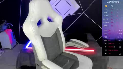 sofia online show from 12/24/24, 05:16