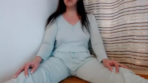 Snapshot of sofialenis chatting on 07/06/26, 11:51 SofiaLenis online show from 07/06/26, 11:51