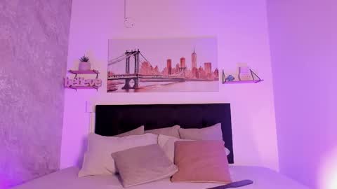 sofialujan_ online show from 02/17/26, 11:55