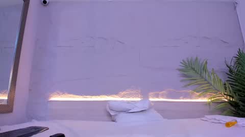 Snapshot of sofiamarquez_ chatting on 03/05/25, 07:16 Sofi marquez online show from 03/05/25, 07:16
