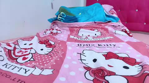 Sofiamillerrs online show from 02/18/25, 03:42