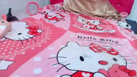 Sofiamillerrs online show from 05/05/26, 10:29