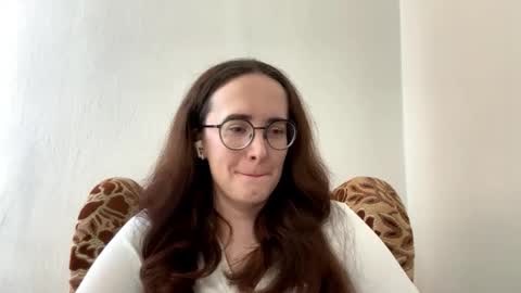 Sofia online show from 03/18/26, 09:45