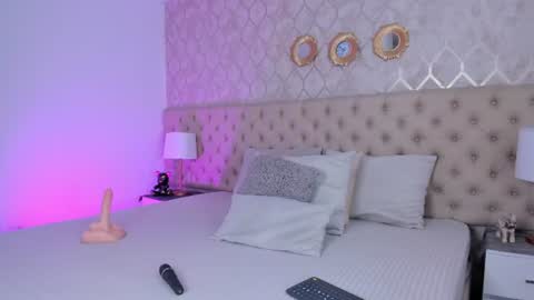 Snapshot of sofiareyees chatting on 07/14/26, 01:50 SofiaReyees online show from 07/14/26, 01:50