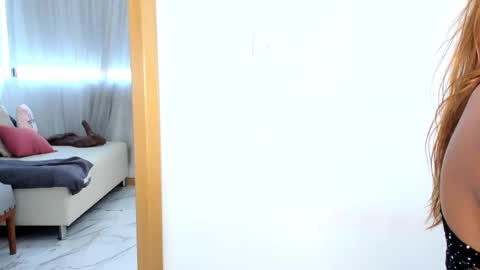 Sofia  online show from 09/12/25, 11:54