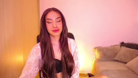 Samara Silex online show from 11/28/25, 02:36