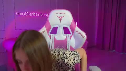Snapshot of sofiasarvain chatting on 06/11/26, 02:53 Sofia online show from 06/11/26, 02:53