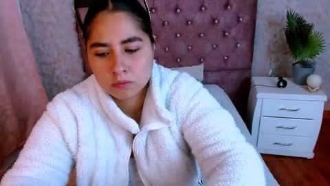 SOFIA online show from 02/15/26, 03:09