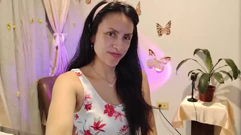 Sofi Bella online show from 11/29/25, 06:44