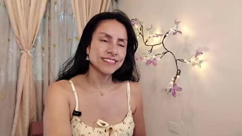 Sofi Bella online show from 04/18/26, 07:07