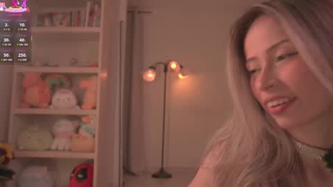 Sofi  online show from 02/25/25, 08:51