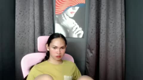 Snapshot of sofie_asian chatting on 02/04/25, 10:00 JANA online show from 02/04/25, 10:00