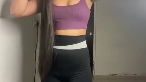 Snapshot of sofie_diva chatting on 10/16/25, 06:09 divya online show from 10/16/25, 06:09