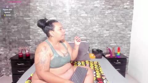 Vicky  online show from 01/31/25, 10:20