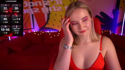 Sofie online show from 01/23/25, 09:50