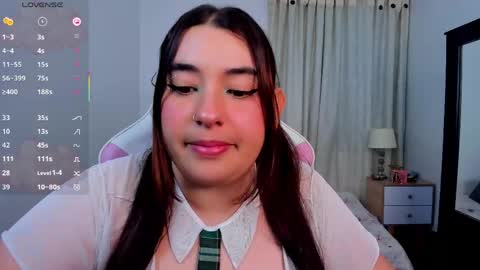     -  . -  .    online show from 04/20/26, 03:31