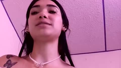 Snapshot of sofii_cute01 chatting on 03/02/26, 04:03 sofii_cute01 online show from 03/02/26, 04:03