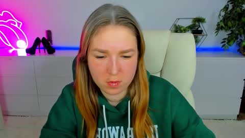 sofii_darling online show from 02/19/26, 05:42