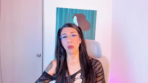 Sofi online show from 03/06/26, 02:35