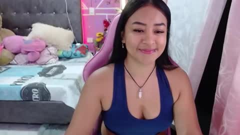 Snapshot of sofiiadreams chatting on 01/10/25, 01:10 sofia Dreams online show from 01/10/25, 01:10