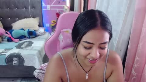 Snapshot of sofiiadreams chatting on 01/16/25, 12:02 sofia Dreams online show from 01/16/25, 12:02