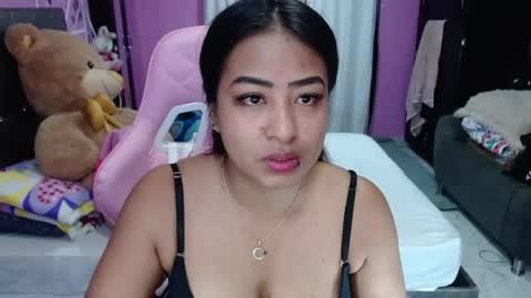 Snapshot of sofiiadreams chatting on 07/20/26, 08:33 sofia Dreams online show from 07/20/26, 08:33
