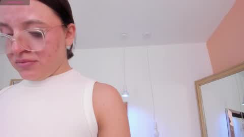 Snapshot of sofiiagudelo chatting on 02/25/25, 10:37 Sofi agudelo online show from 02/25/25, 10:37