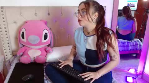 sofiimoon online show from 10/20/25, 11:32