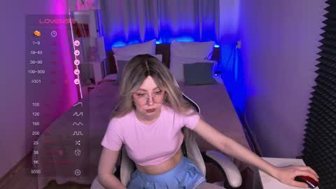 Sofia online show from 05/12/26, 02:08