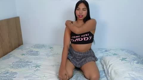 Snapshot of sofimiel chatting on 05/19/26, 10:27 Sofa online show from 05/19/26, 10:27