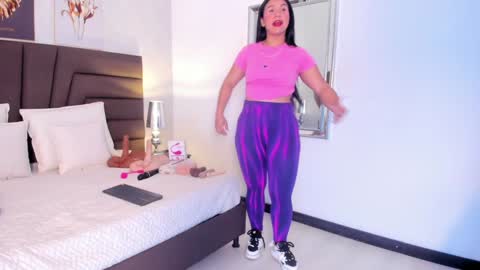      online show from 02/08/25, 11:33