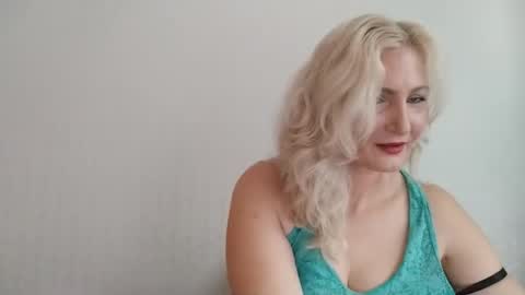 Sofi online show from 10/17/25, 07:11