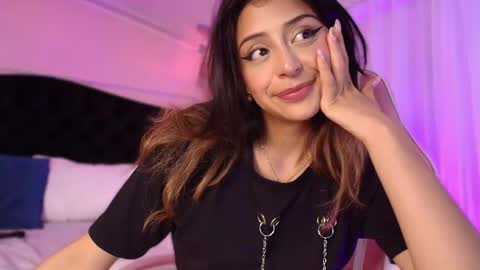 Snapshot of sofly_s chatting on 03/08/25, 05:22 Sofi online show from 03/08/25, 05:22