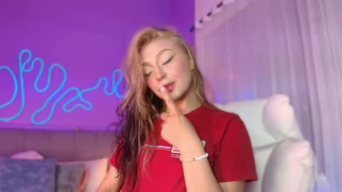 Sofi online show from 04/04/26, 09:18