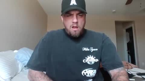 Snapshot of soft0ne chatting on 03/11/25, 05:57 soft0ne online show from 03/11/25, 05:57